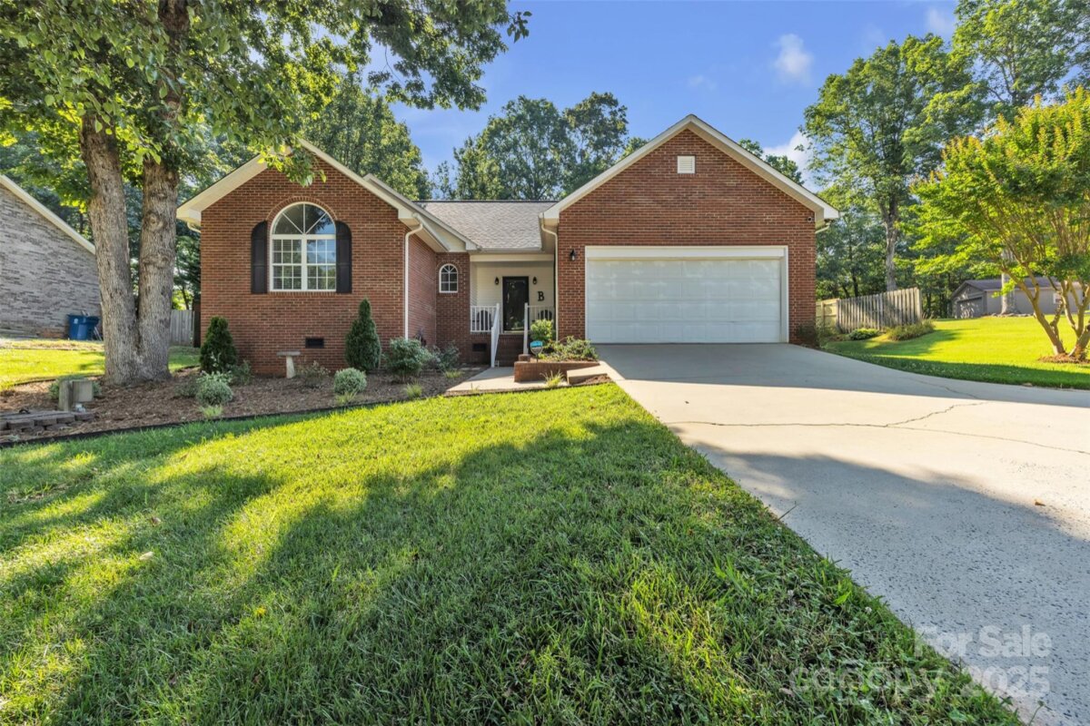 5476 Twelve Oak Lane, Conover, NC 28613, MLS # 4273515