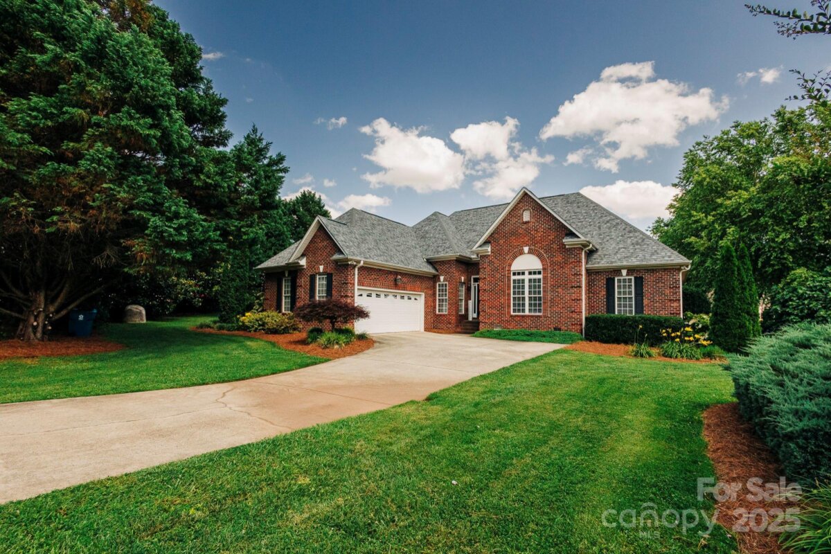 225 Northchase Drive, Concord, NC 28027, MLS # 4273572