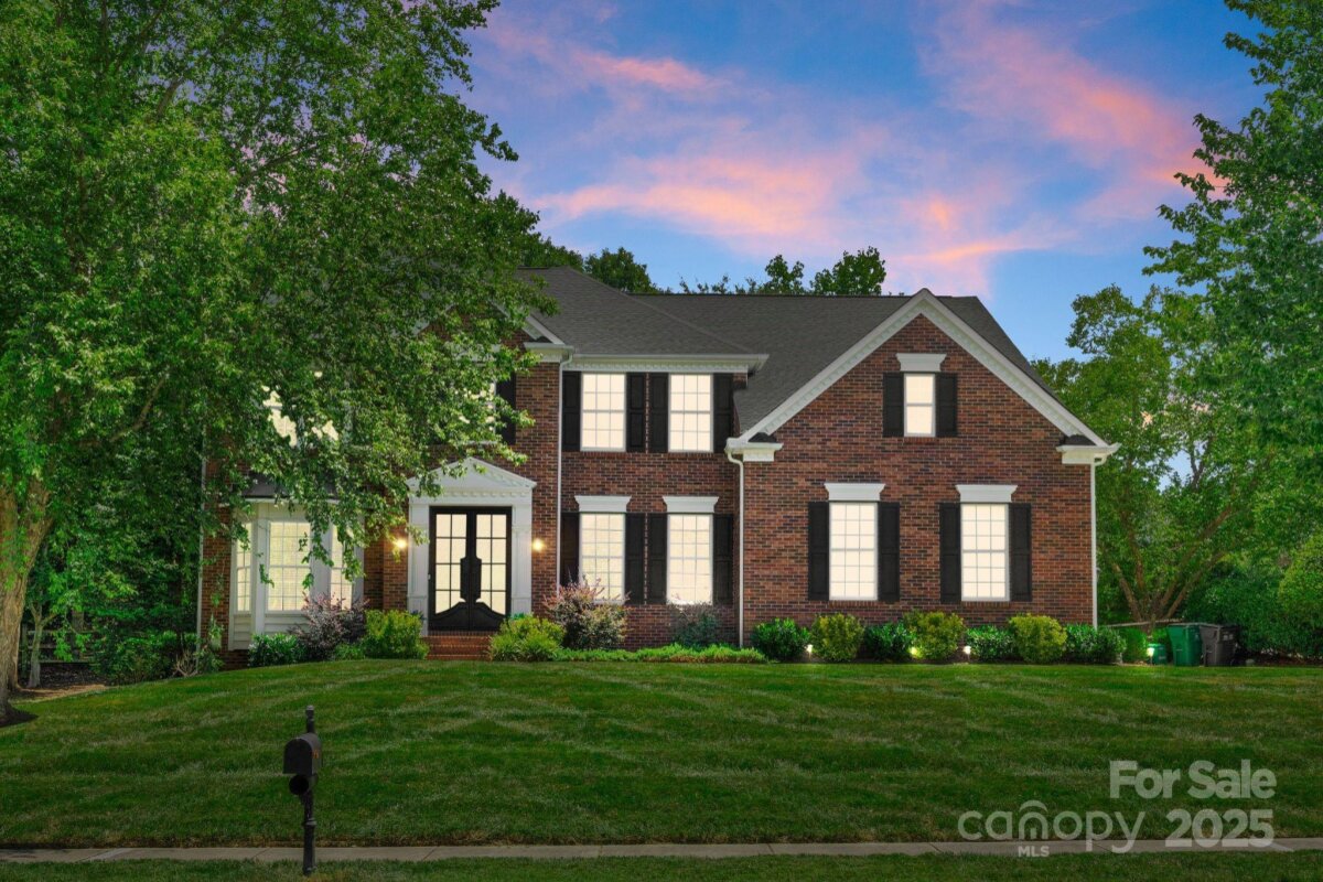 11202 Mountain Pine Drive, Charlotte, NC 28214, MLS # 4273710