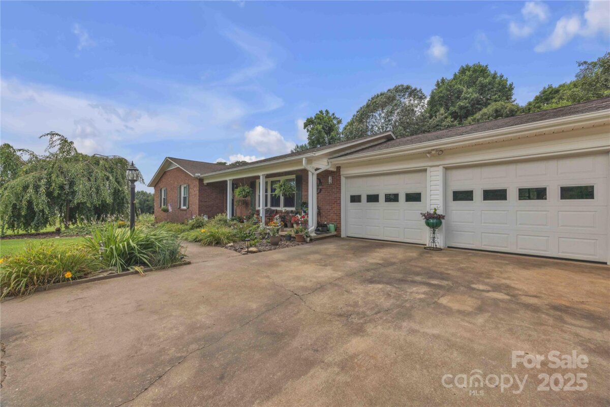 137 Proust Road, Statesville, NC 28625, MLS # 4273855