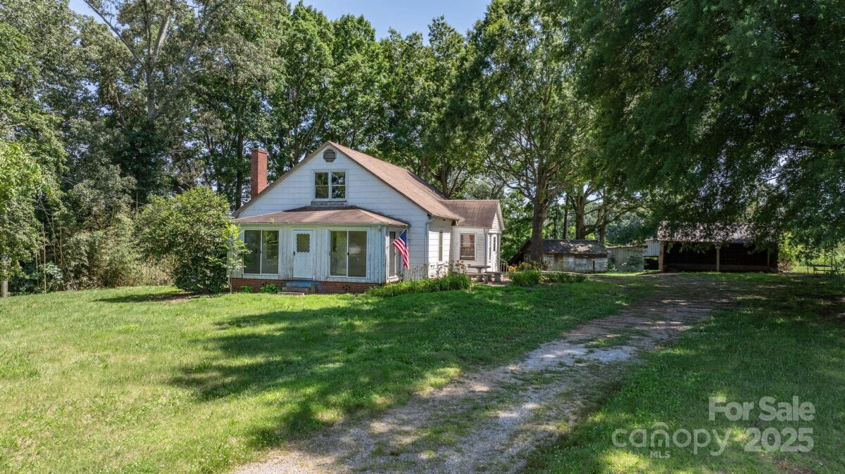 5560 Springs Road, Conover, NC 28613, MLS # 4273877