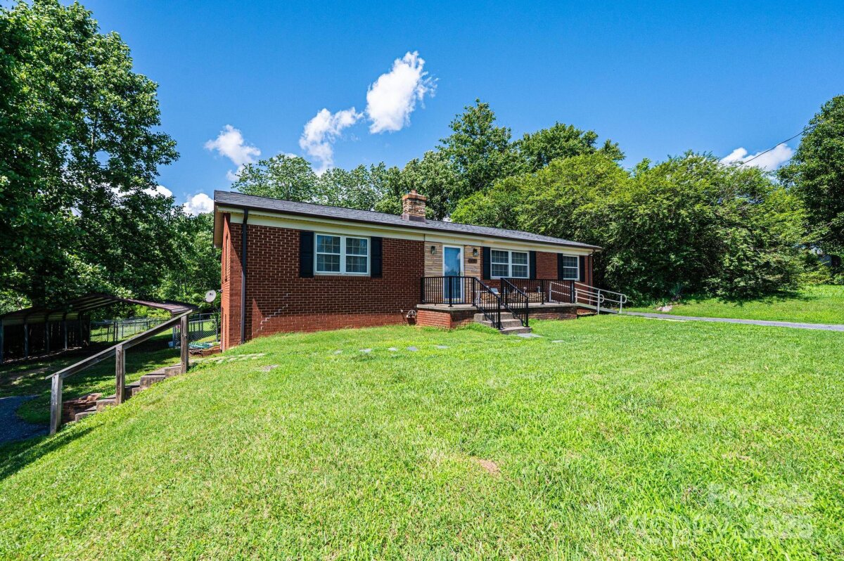 559 15th Avenue, Hickory, NC 28602, MLS # 4273945
