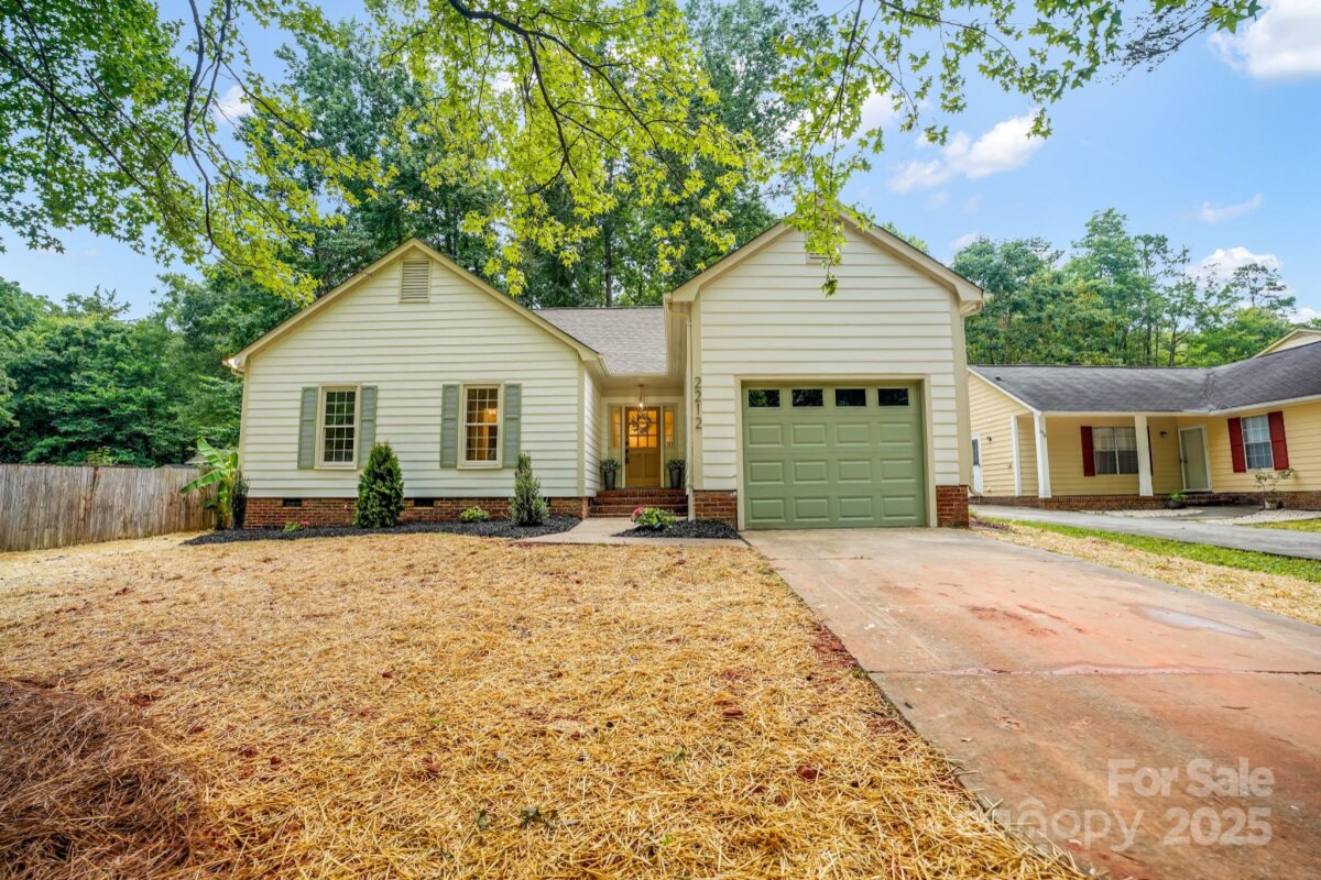 2212 Pinebrook Circle, Charlotte, NC 28208, MLS # 4273995