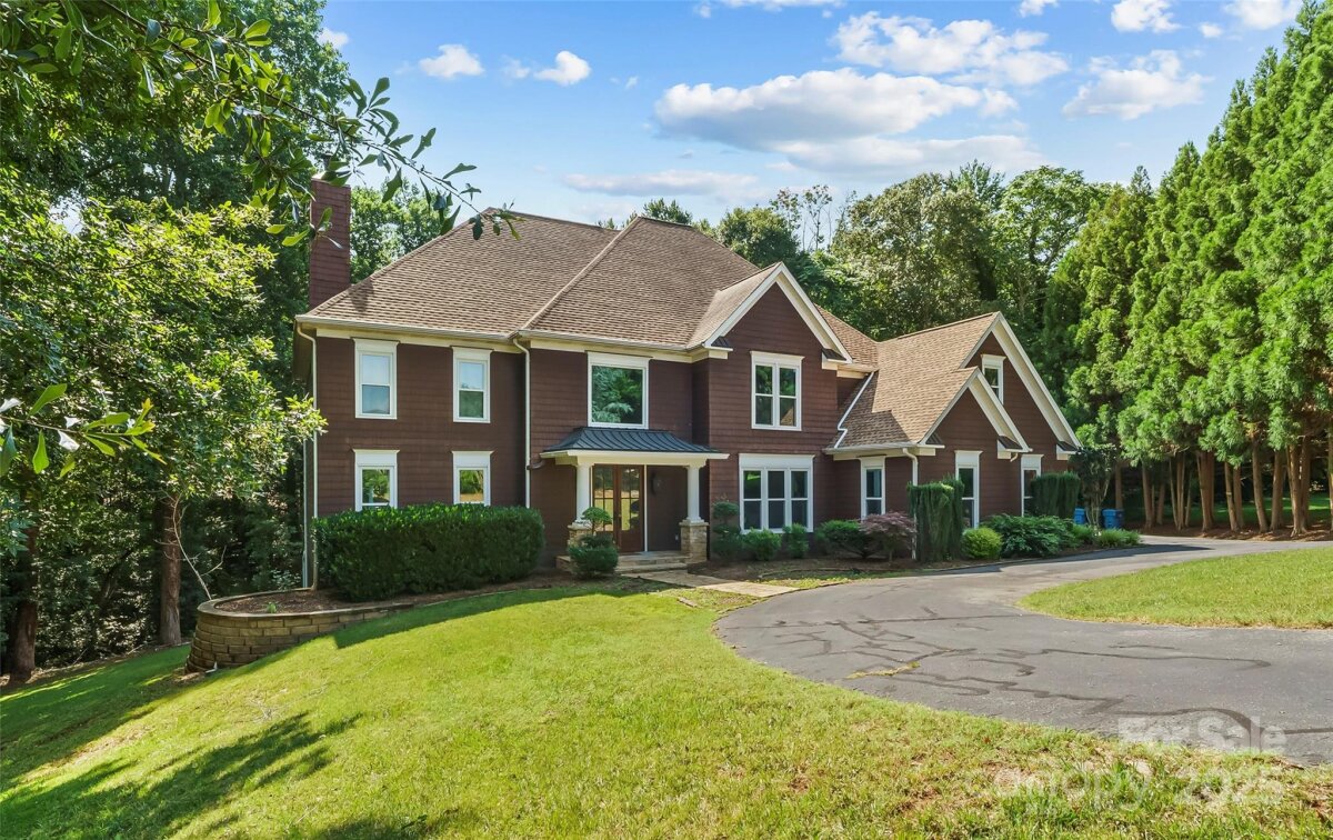 3916 2nd Street Drive, Hickory, NC 28601, MLS # 4274407