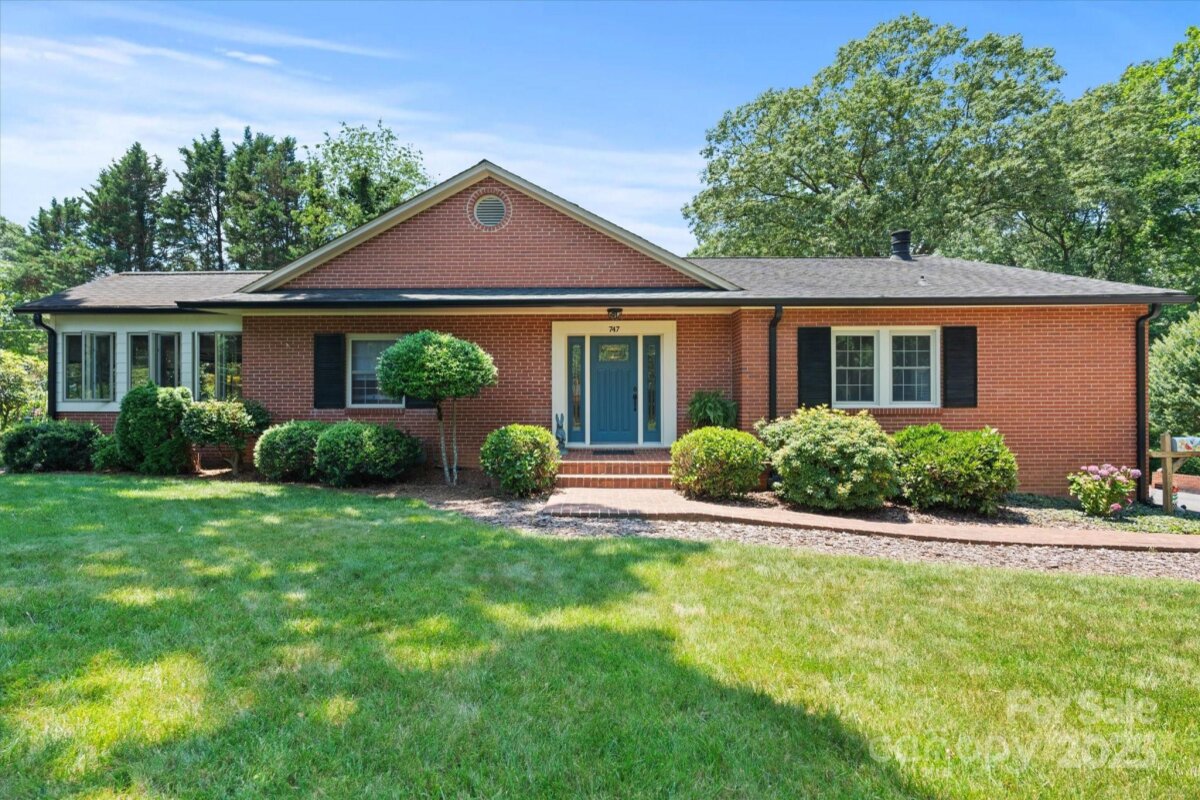 747 9th Street, Hickory, NC 28601, MLS # 4274581