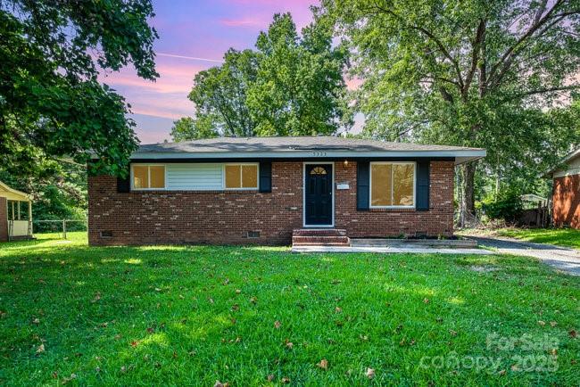 5323 Snow White Lane, Charlotte, NC 28213, MLS # 4274921
