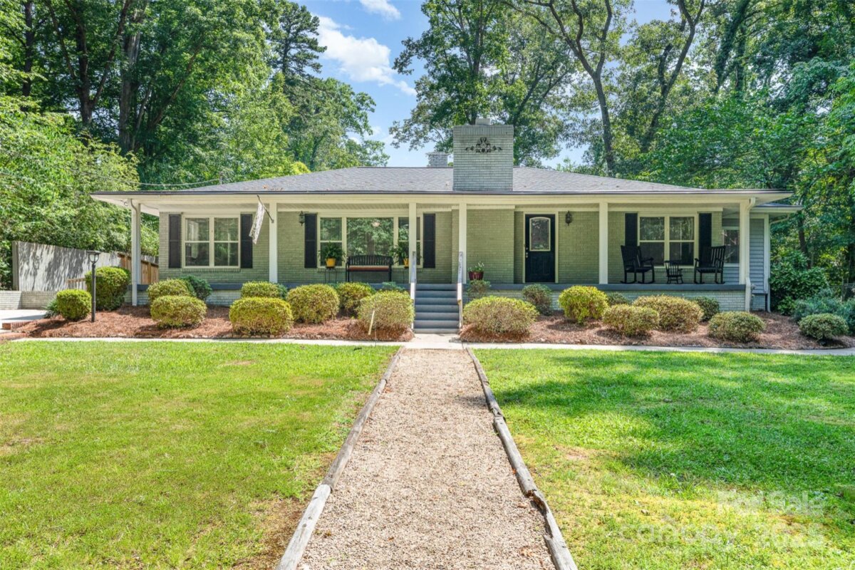 304 W Colonial Drive, Salisbury, NC 28144, MLS # 4275040