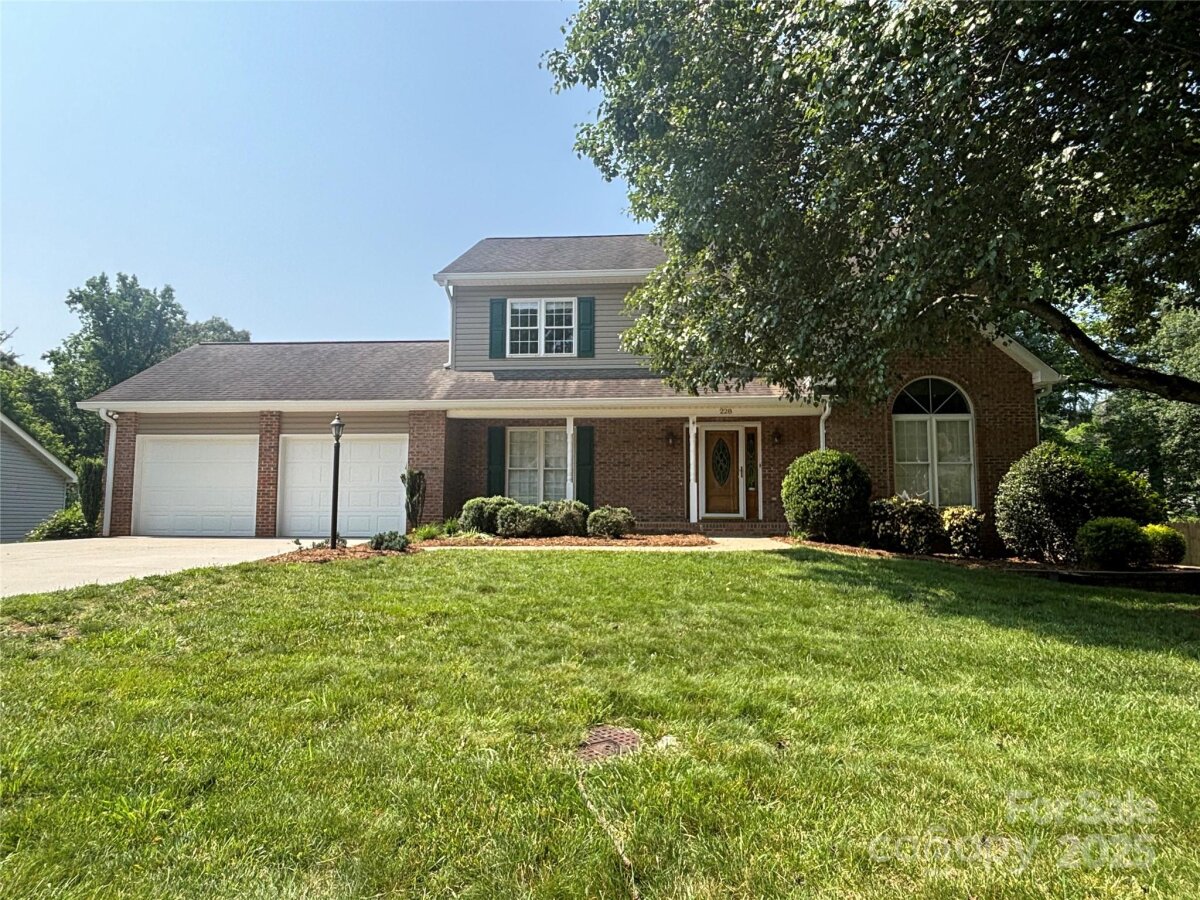 228 31st Avenue Court, Hickory, NC 28601, MLS # 4275056