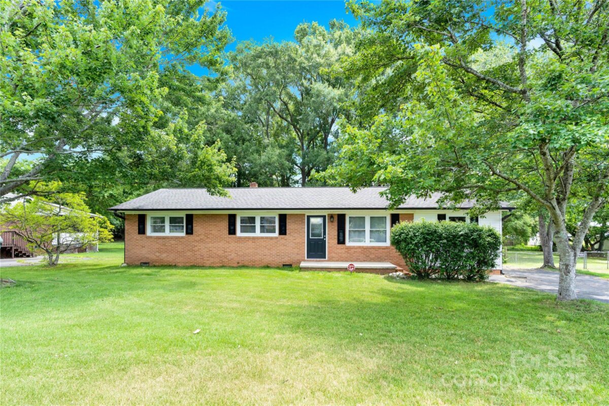 501 Kingfield Drive, Concord, NC 28027, MLS # 4275301