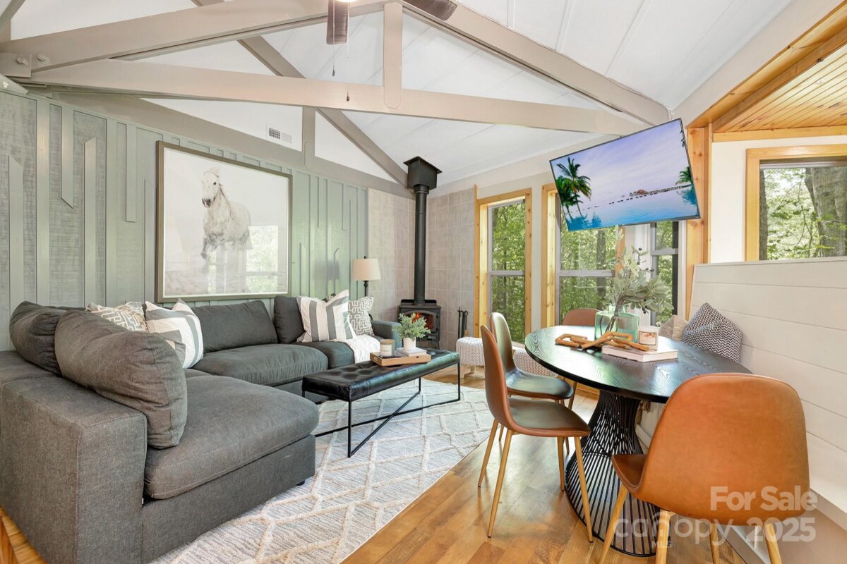 125 Pond Creek Road, Beech Mountain, NC 28604, MLS # 4275348