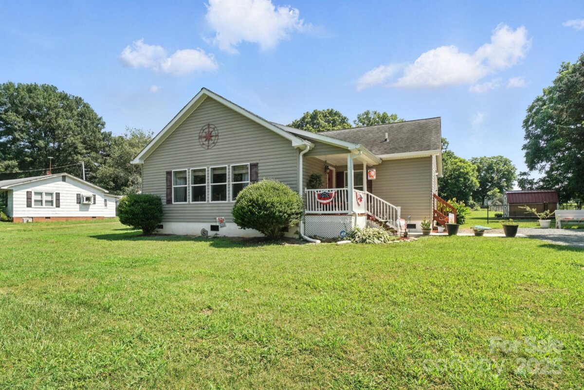29636 Lakeside Drive, Albemarle, NC 28001, MLS # 4275539