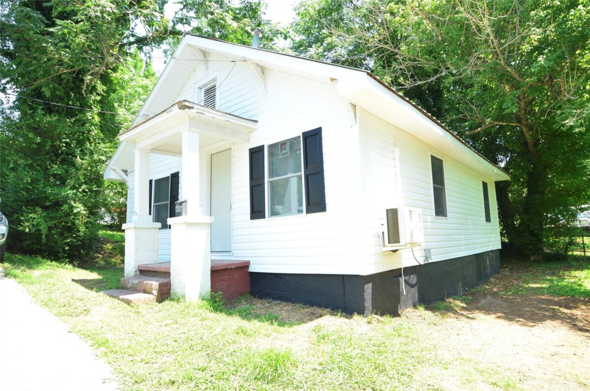606 Center Street, Lenoir, NC 28645, MLS # 4275846