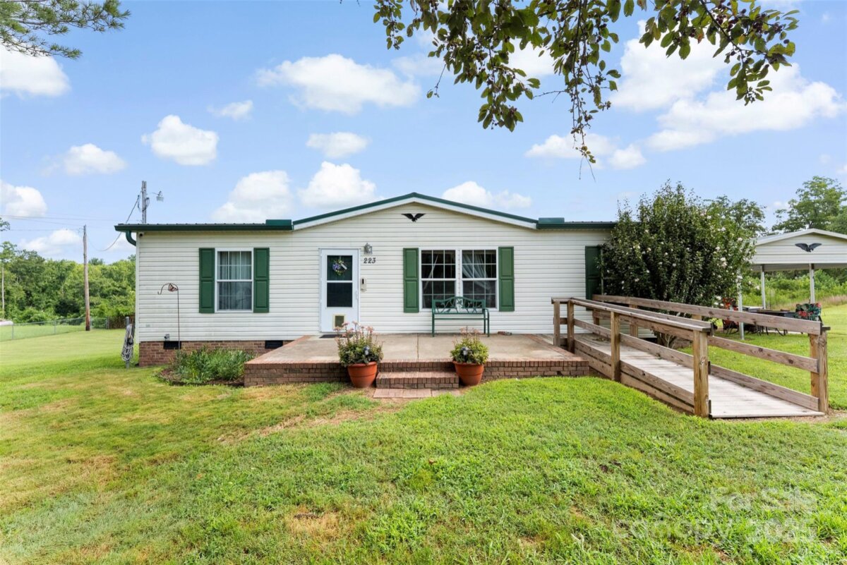 223 Green Meadows Drive, Kings Mountain, NC 28086, MLS # 4275918