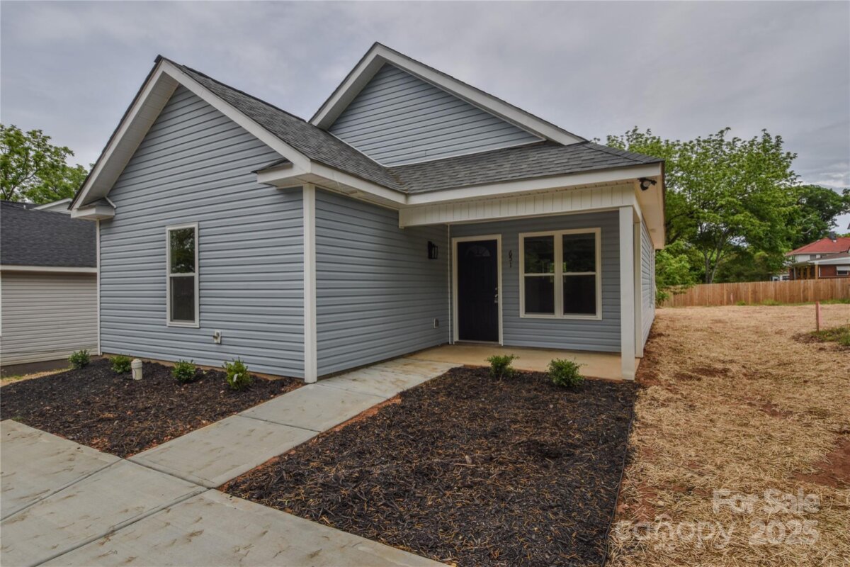 651 S Elm Street Unit 2, Statesville, NC 28677, MLS # 4276125