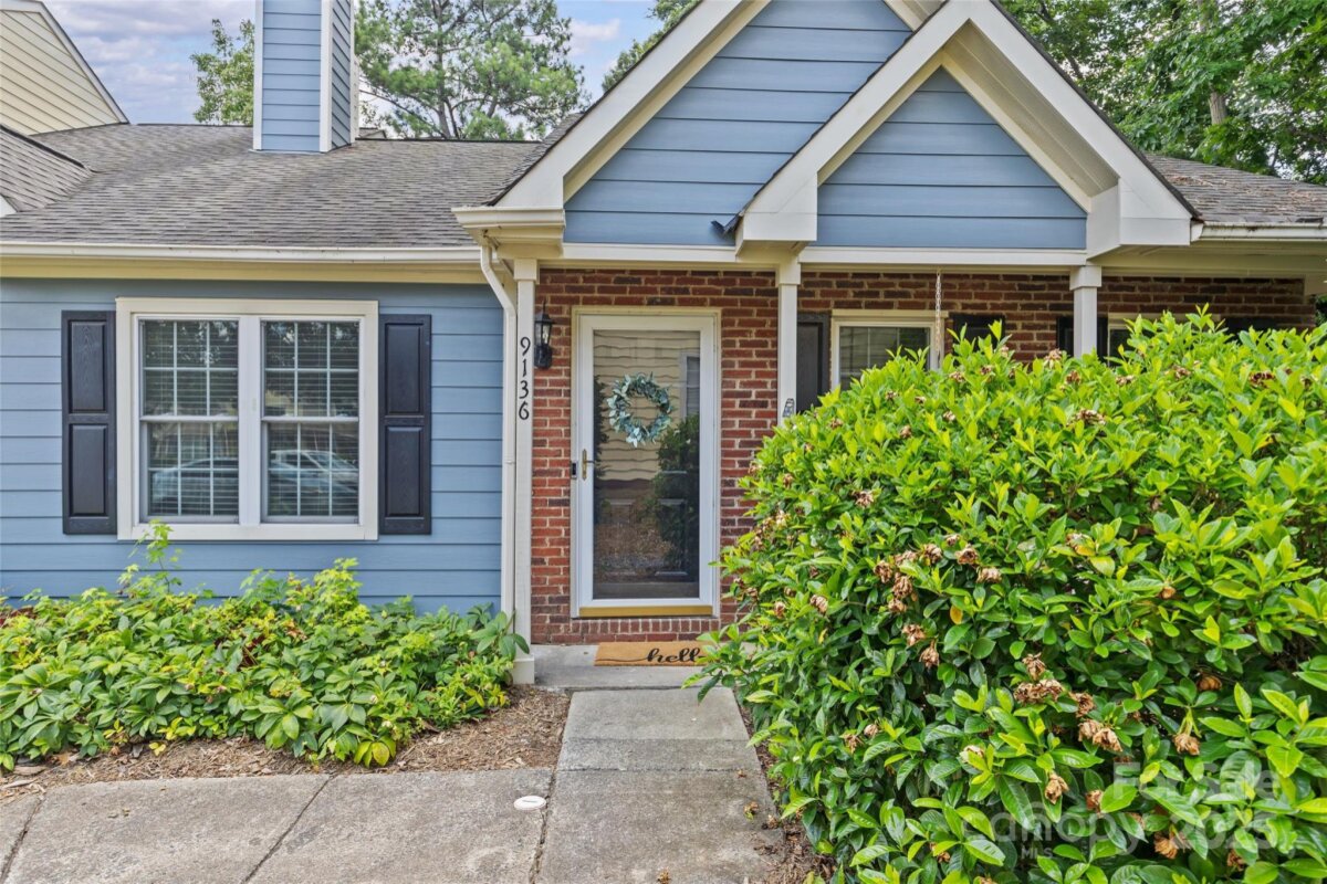 9136 Four Mile Creek Road, Charlotte, NC 28277, MLS # 4276244