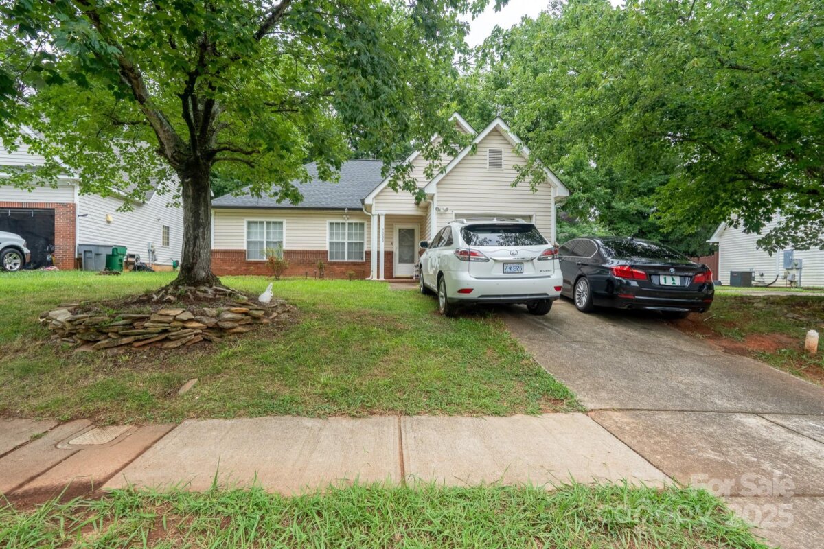7333 Rosehall Drive, Charlotte, NC 28227, MLS # 4276277