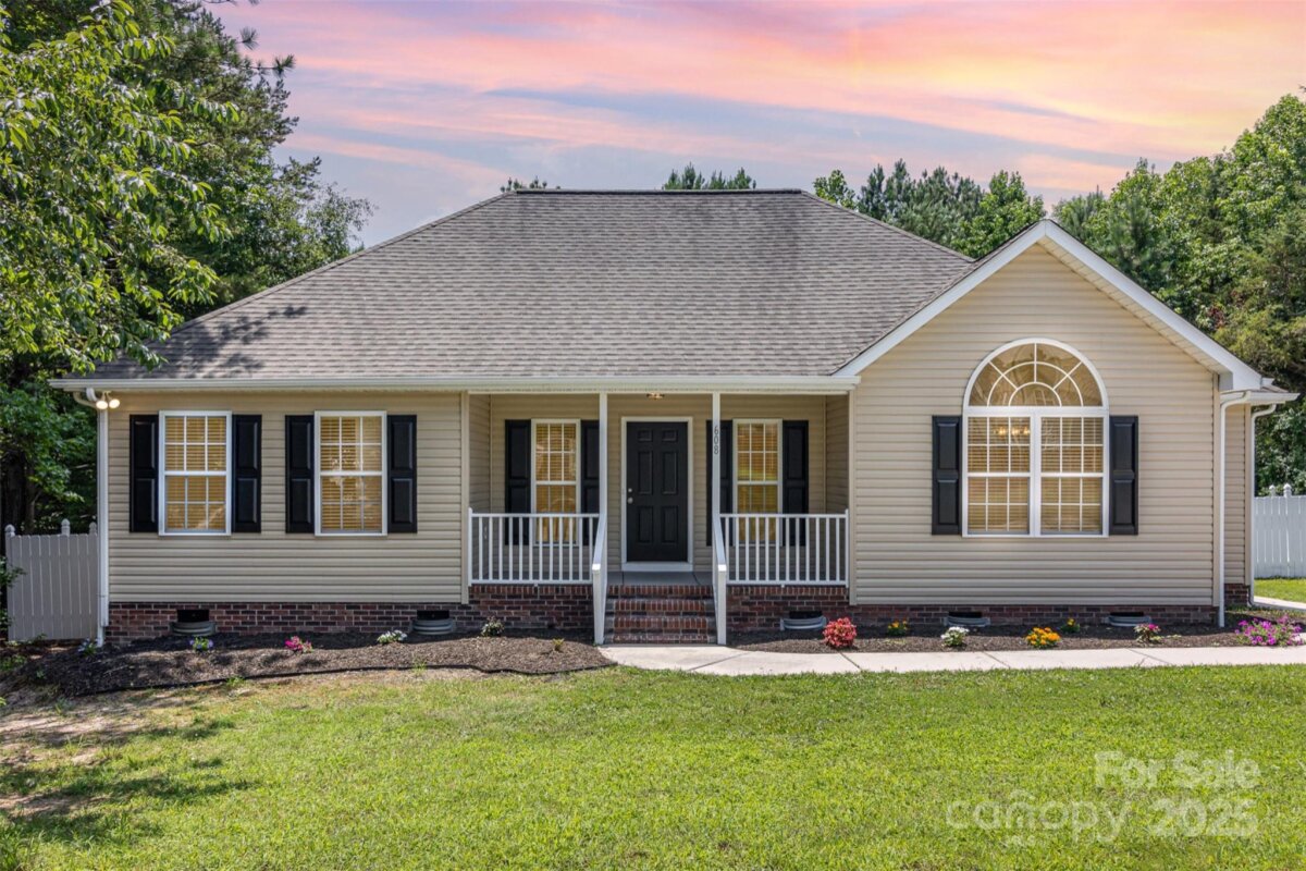 608 Red Hawk Way, Clover, SC 29710, MLS # 4276470