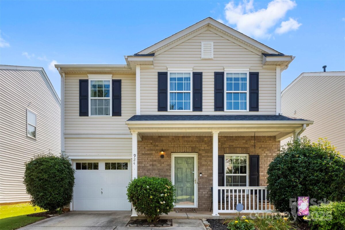 924 Willow Creek Drive, Gastonia, NC 28054, MLS # 4276498