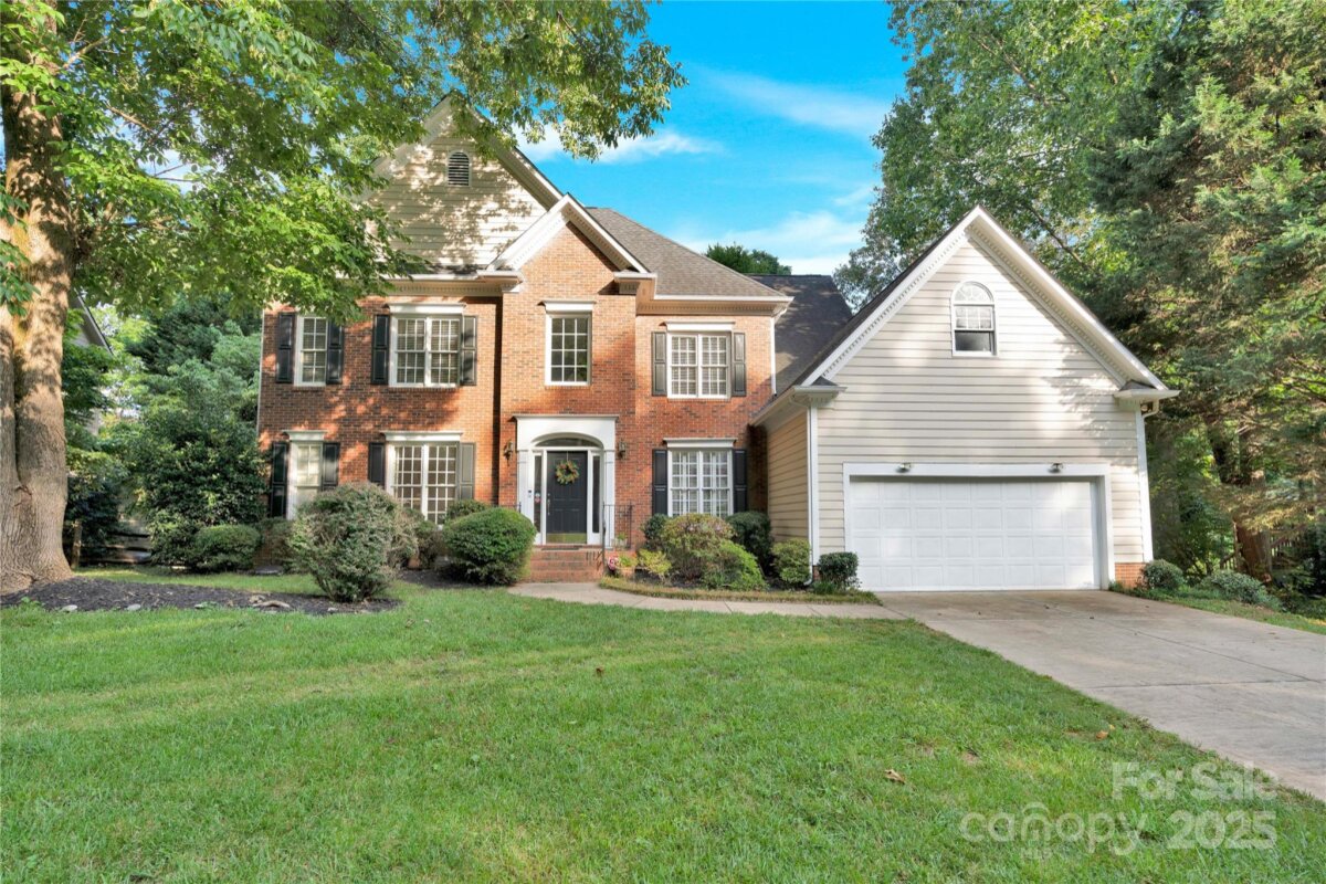 5015 Foxbriar Trail, Charlotte, NC 28269, MLS # 4276728
