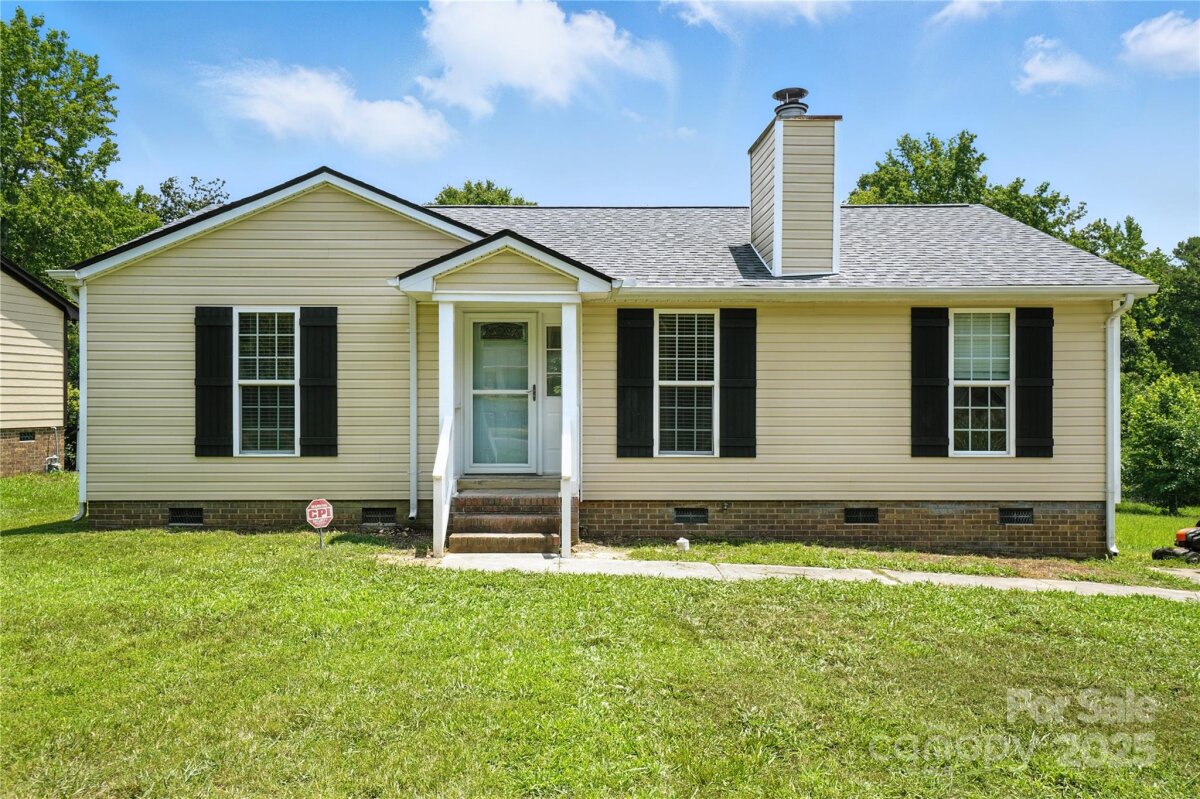 8106 Strawberry Point Drive, Charlotte, NC 28215, MLS # 4276956