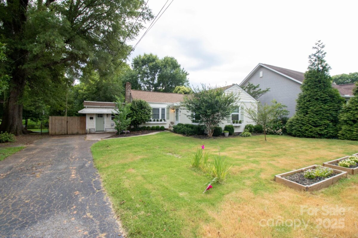 805 Pine Street, Mooresville, NC 28115, MLS # 4276979