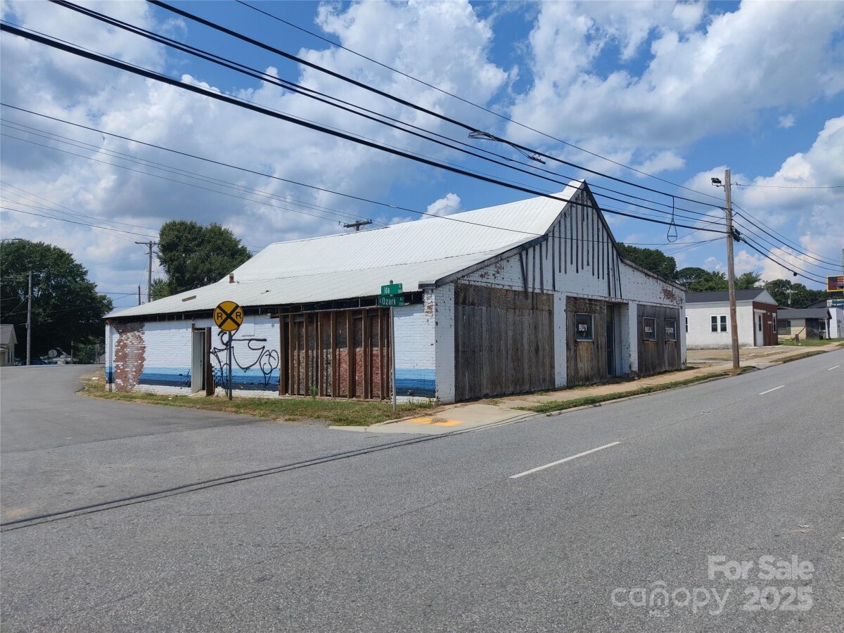 2004 E Ozark Avenue, Gastonia, NC 28054, MLS # 4277082