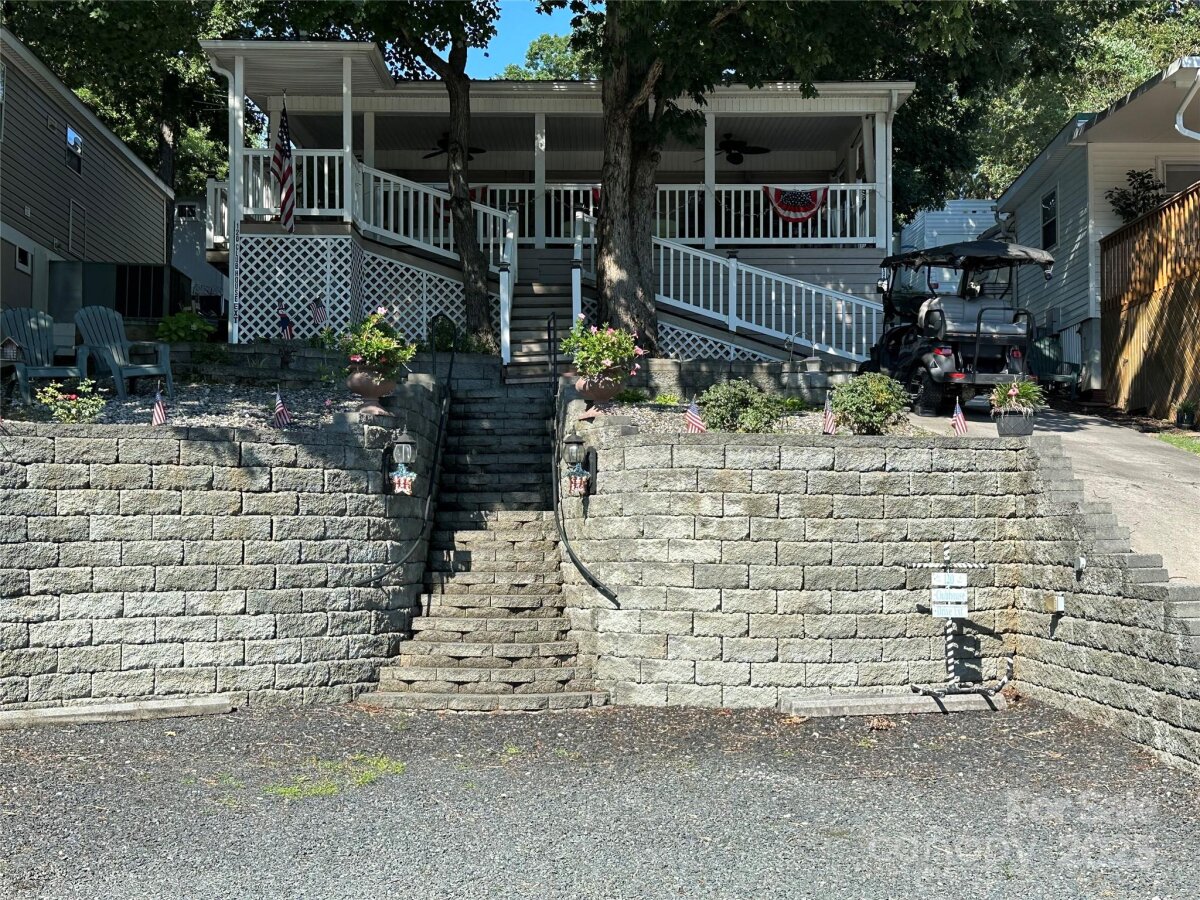 120 Clubhouse Drive Extension, New London, NC 28127, MLS # 4277210