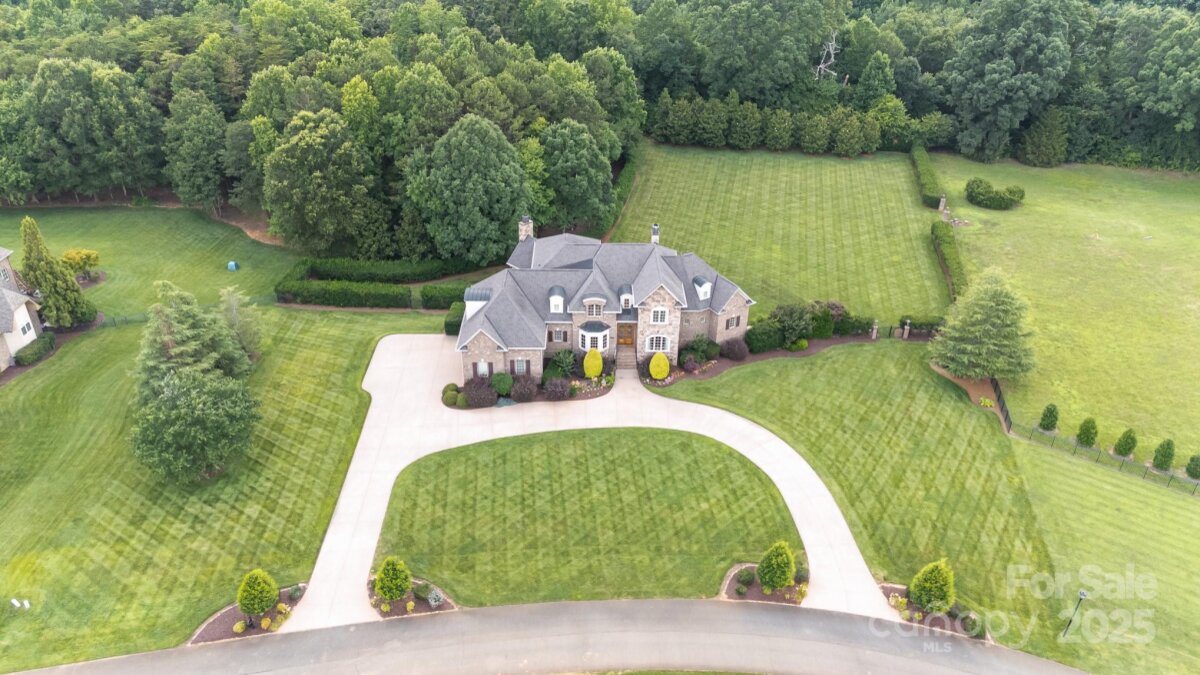 1270 Teeter Farms Drive, Mooresville, NC 28115, MLS # 4277302