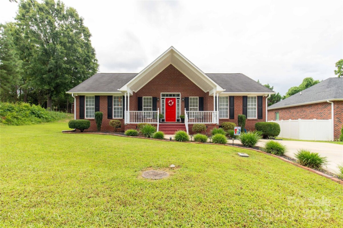 204 Victoria Circle, York, SC 29745, MLS # 4277336