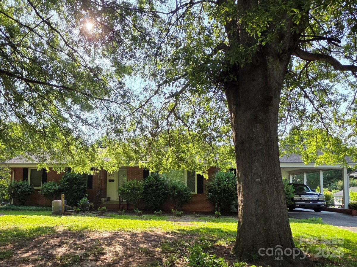 606 Dartmouth Drive, Gastonia, NC 28054, MLS # 4277528
