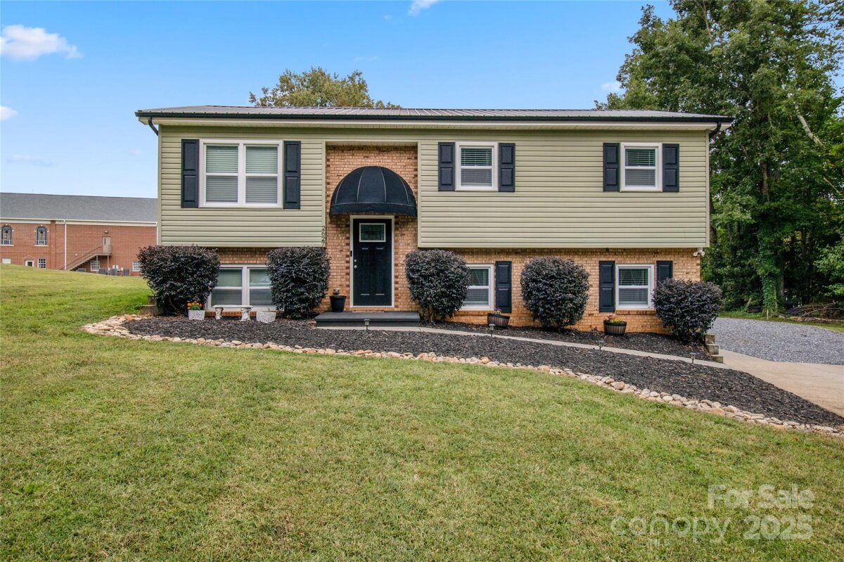 2627 South Court, Connelly Springs, NC 28612, MLS # 4277558