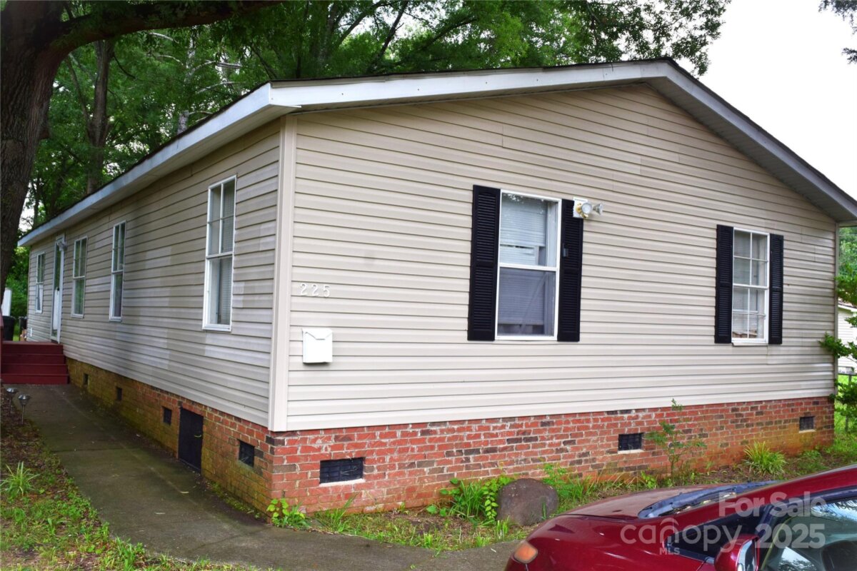 225 Emmett Street, Rock Hill, SC 29730, MLS # 4278480