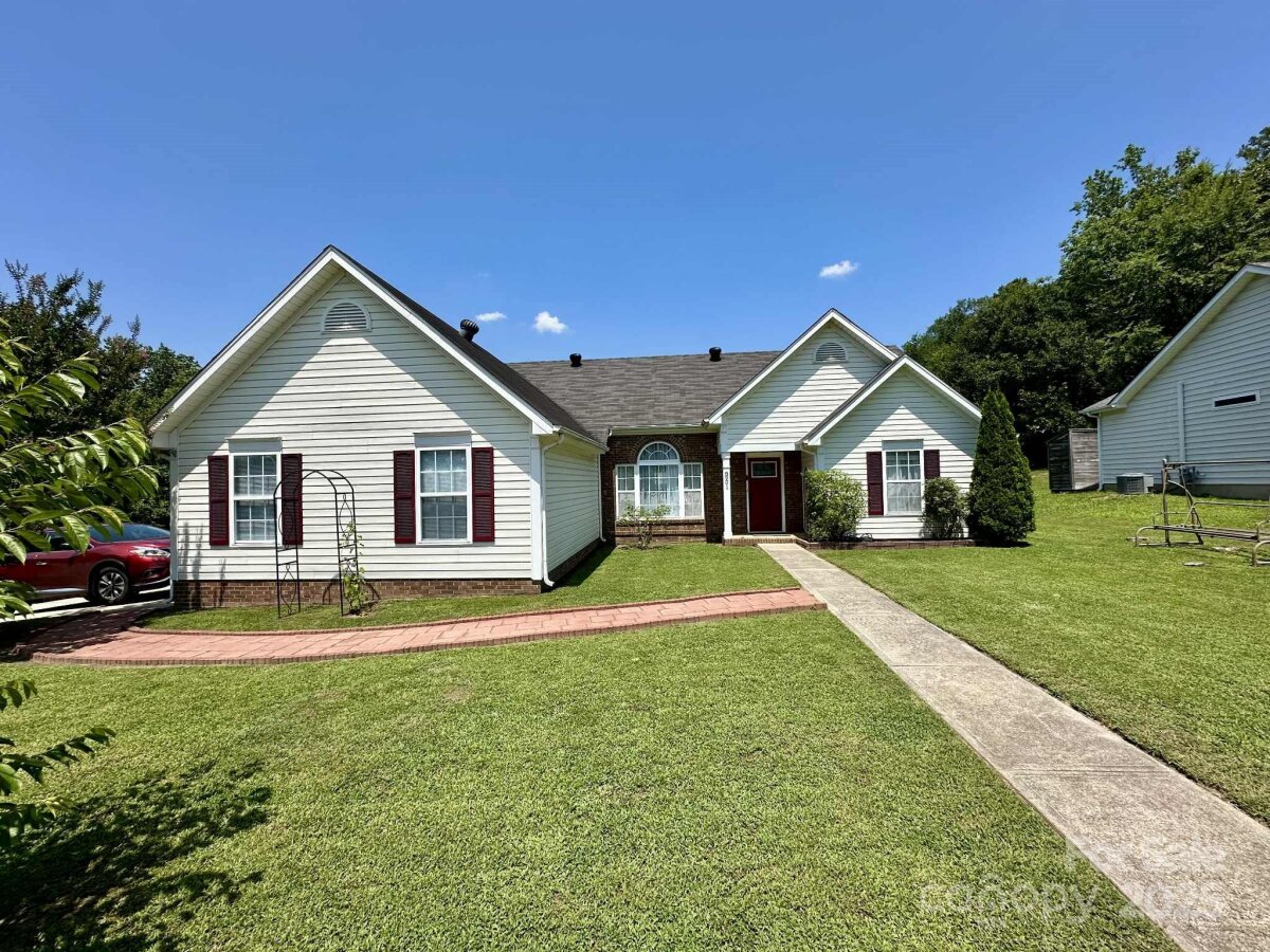 8901 Woodland Park Lane, Charlotte, NC 28214, MLS # 4278518