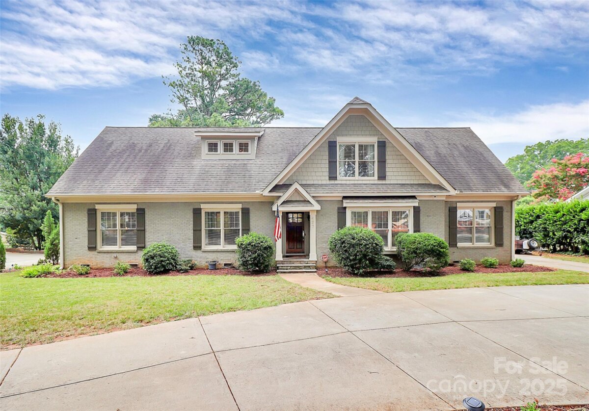 427 Lansdowne Road, Charlotte, NC 28270, MLS # 4278701