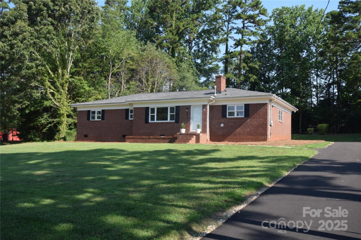6517 Elmwood Circle, Charlotte, NC 28214, MLS # 4278951