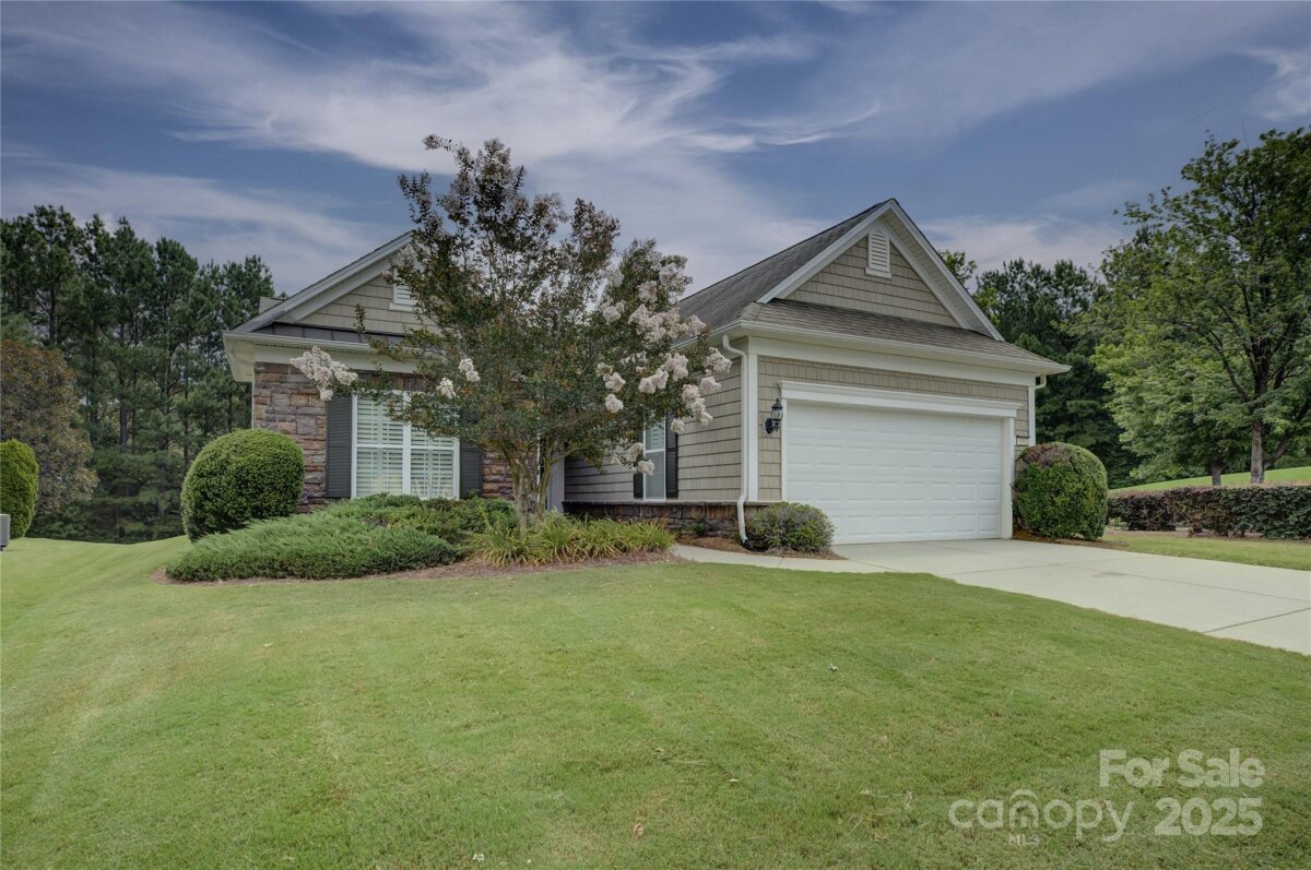 photo of home for sale at 4004 Twiddy Street