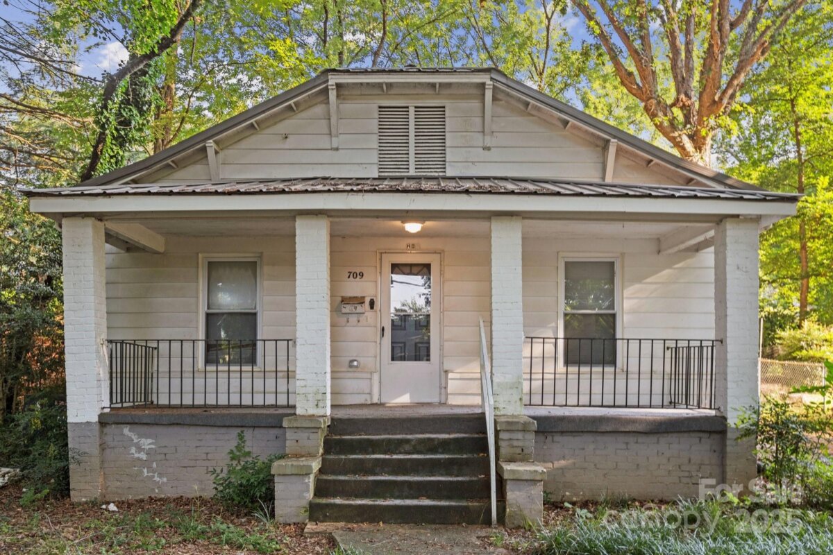 709 E Front Street, Statesville, NC 28677, MLS # 4279239