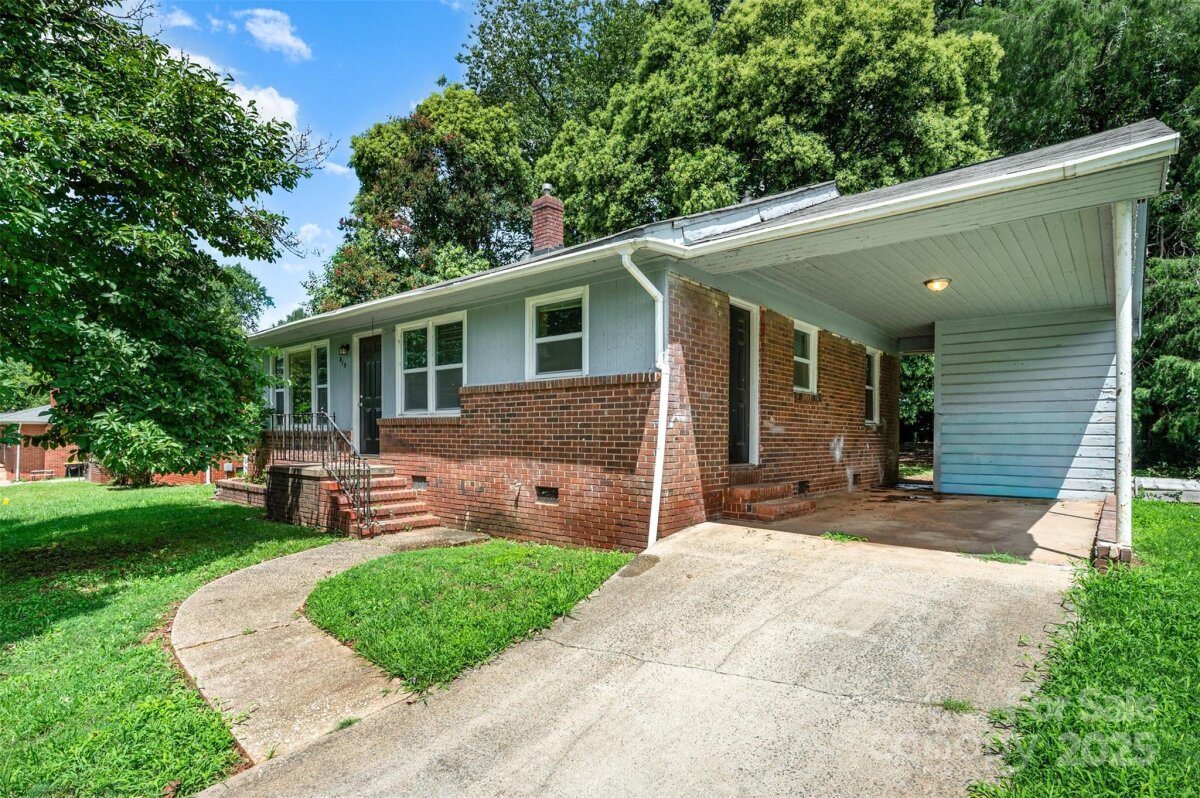 815 Wilbrown Circle, Charlotte, NC 28217, MLS # 4279779