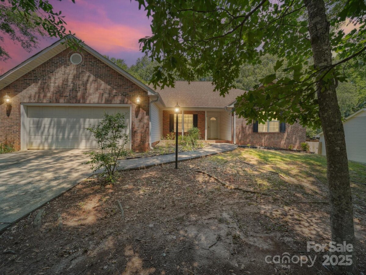 129 Brookshire Drive, Fort Mill, SC 29715, MLS # 4279965