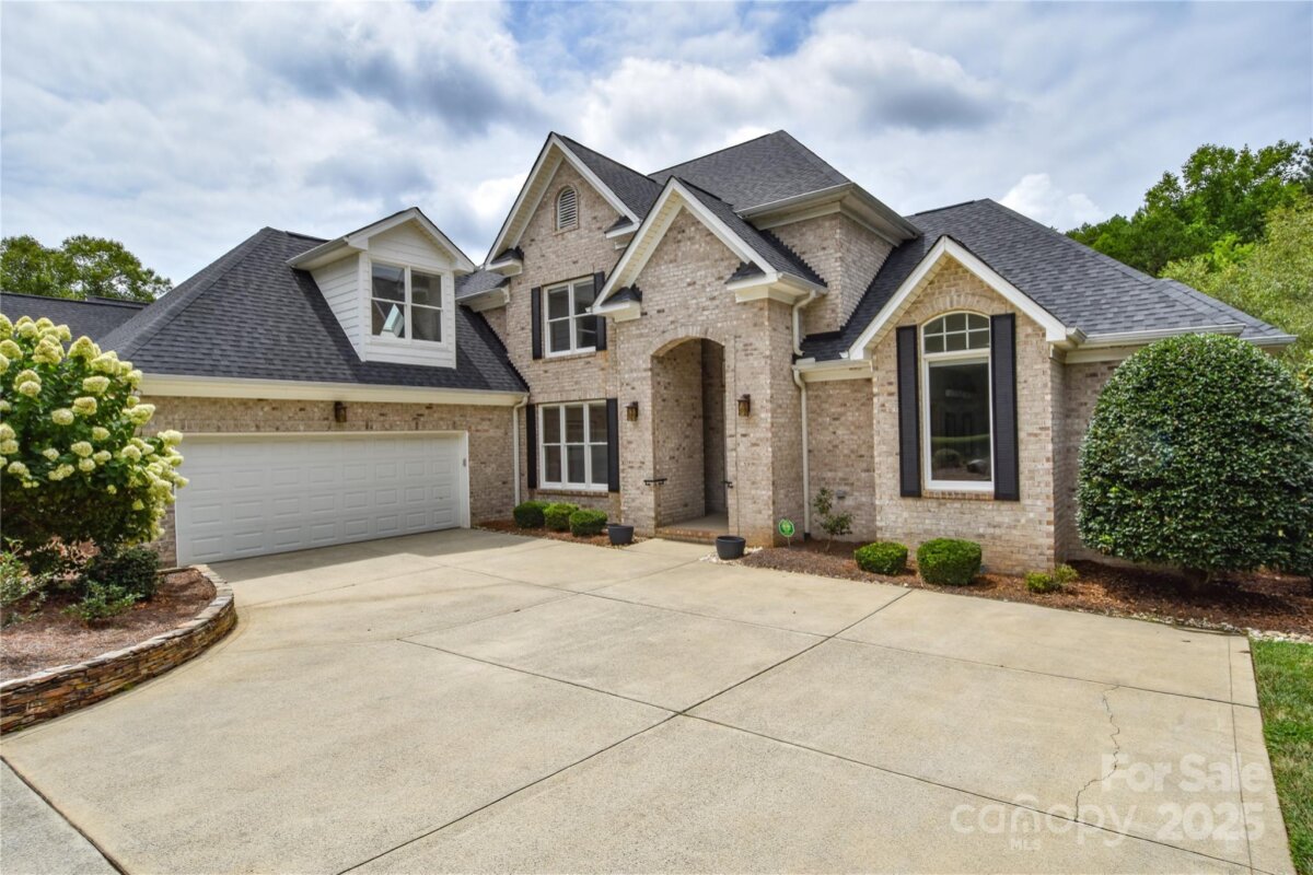 9221 Belle Pines Court, Sherrills Ford, NC 28673, MLS # 4280320