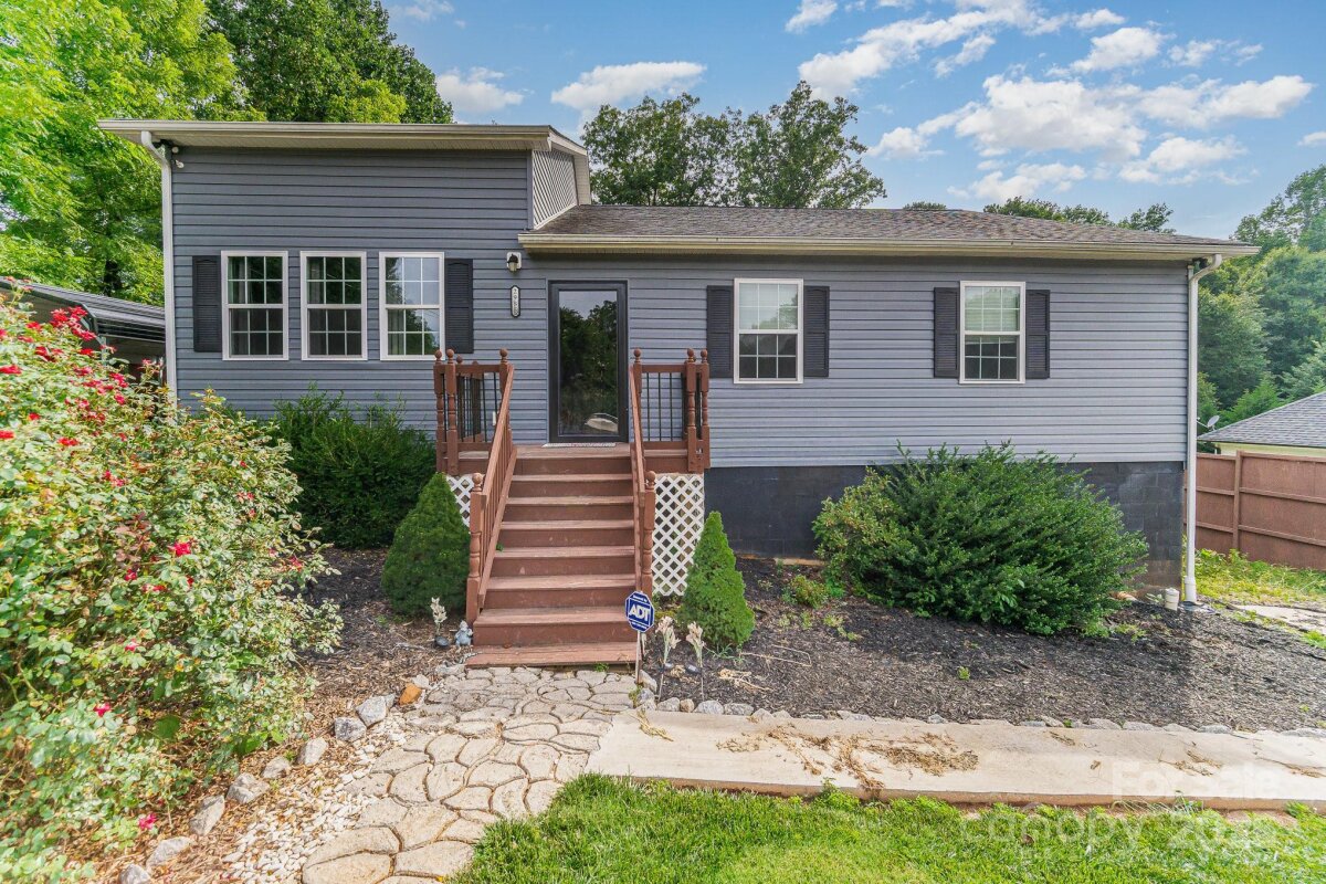 2985 Peachtree Street, Claremont, NC 28610, MLS # 4280335