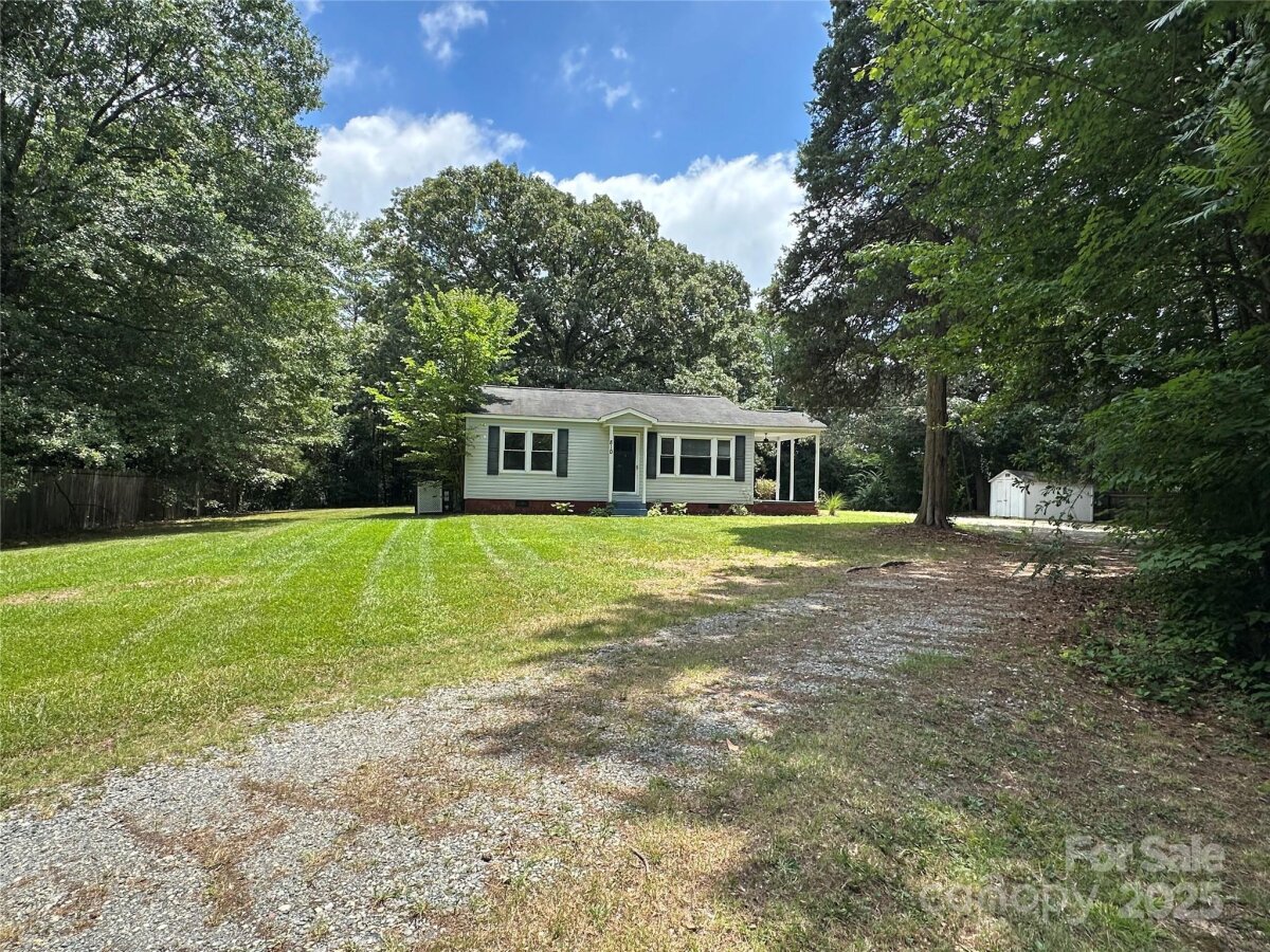 810 Mt Holly Huntersville Road, Charlotte, NC 28214, MLS # 4280586