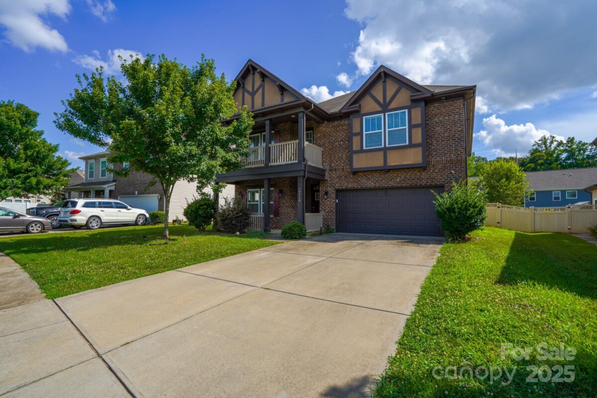 10916 Tower Oak Drive, Charlotte, NC 28269, MLS # 4280677