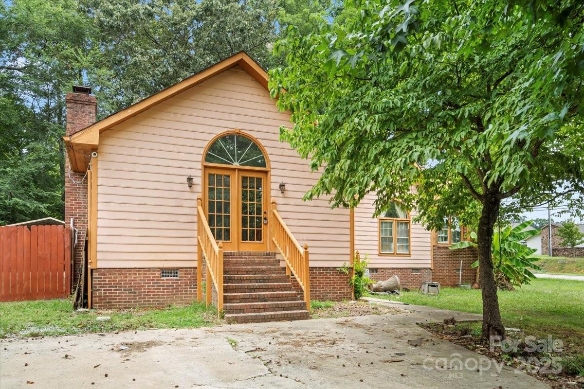 6500 Peacehaven Drive, Charlotte, NC 28214, MLS # 4280679
