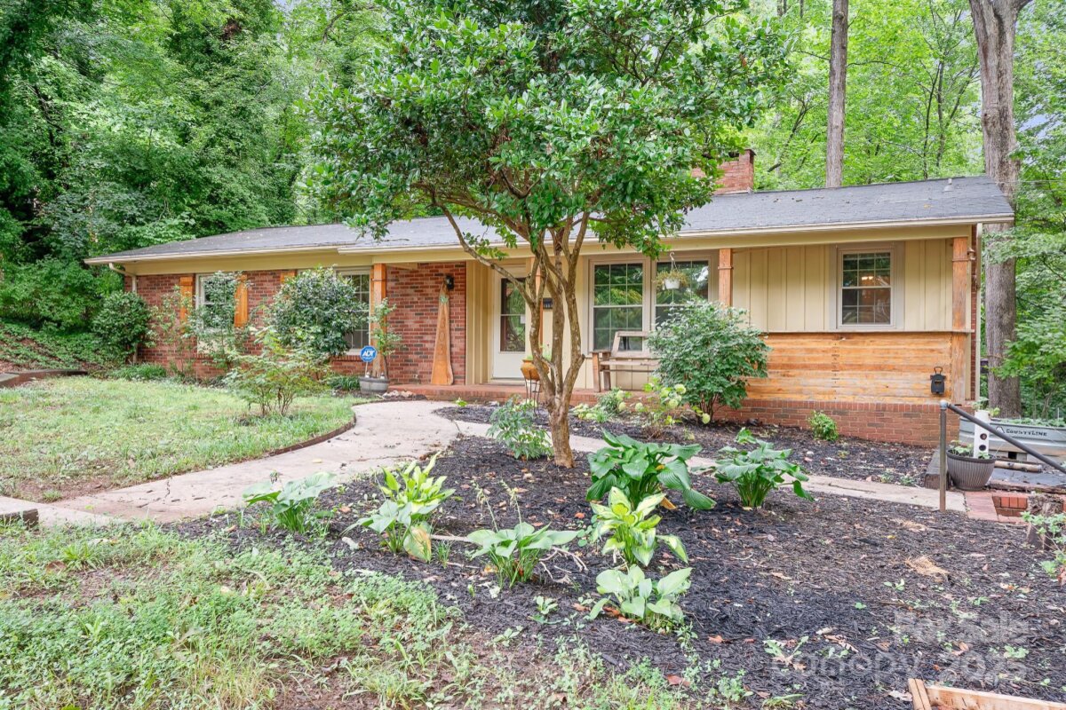 1303 Forest Park Drive, Statesville, NC 28677, MLS # 4280831
