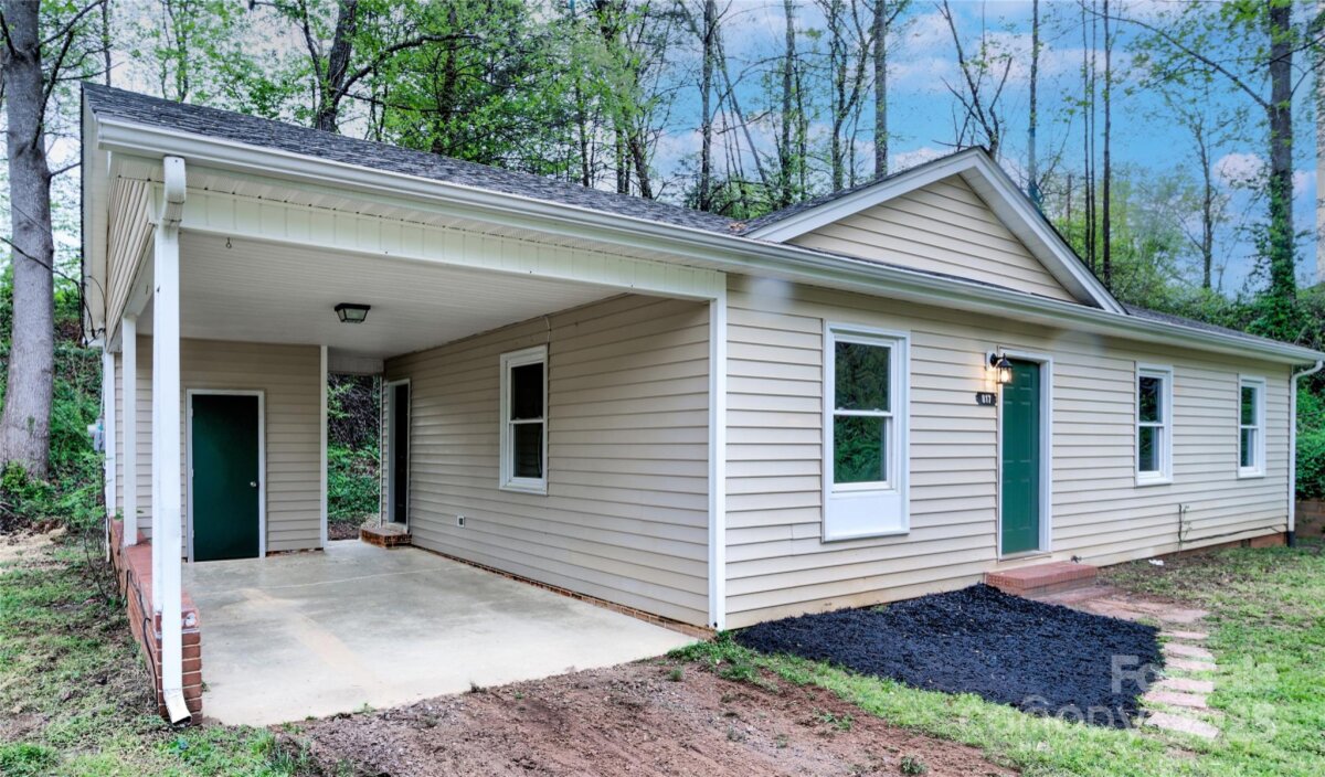 817 32nd Street Drive, Conover, NC 28613, MLS # 4280833