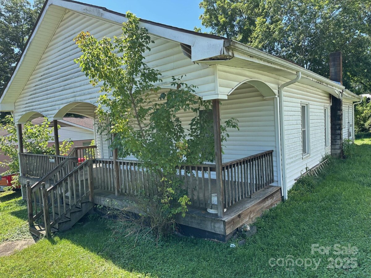 209 W Main Street, Lawndale, NC 28090, MLS # 4281189
