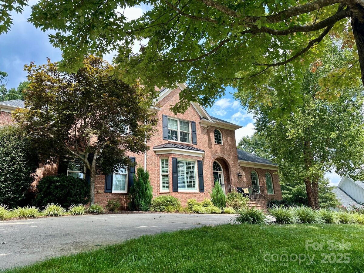 51 Players Ridge Road, Hickory, NC 28601, MLS # 4281304