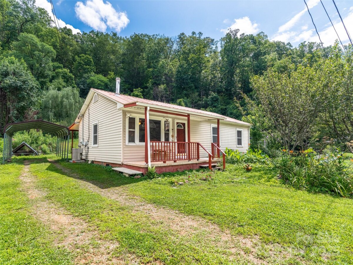 522 Old US 70 Hwy None, Old Fort, NC 28762, MLS # 4281487