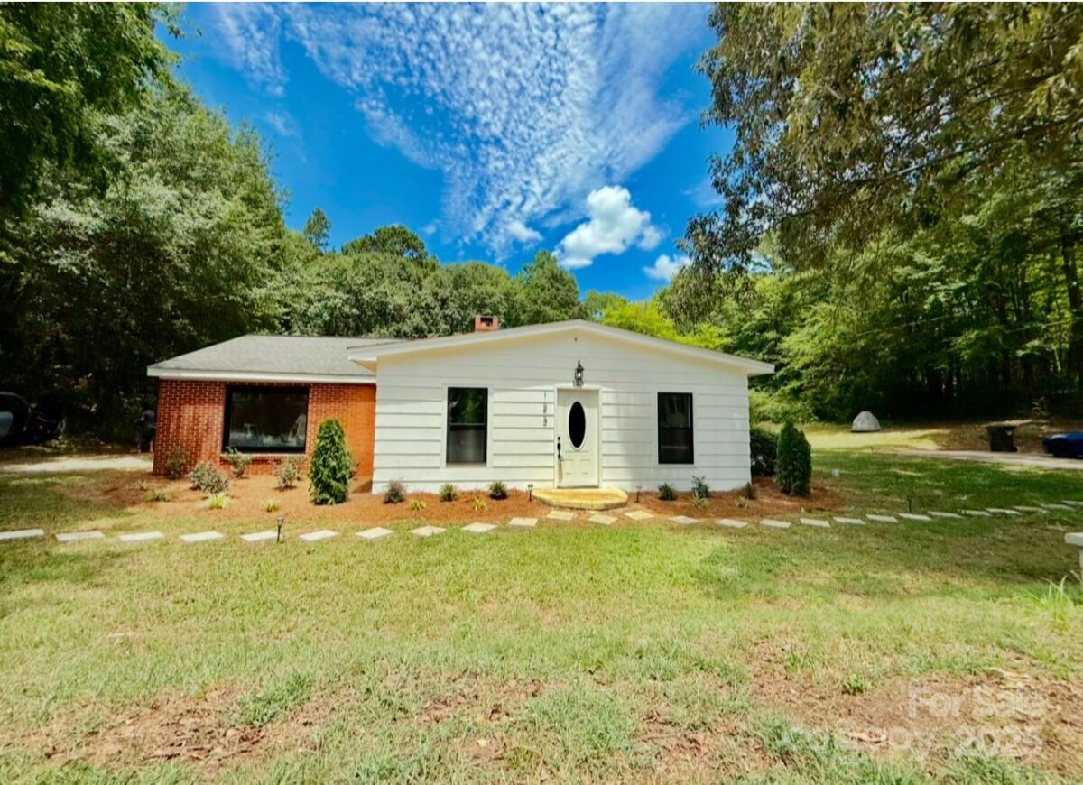 123 Riverside Drive, Mount Holly, NC 28120, MLS # 4281591